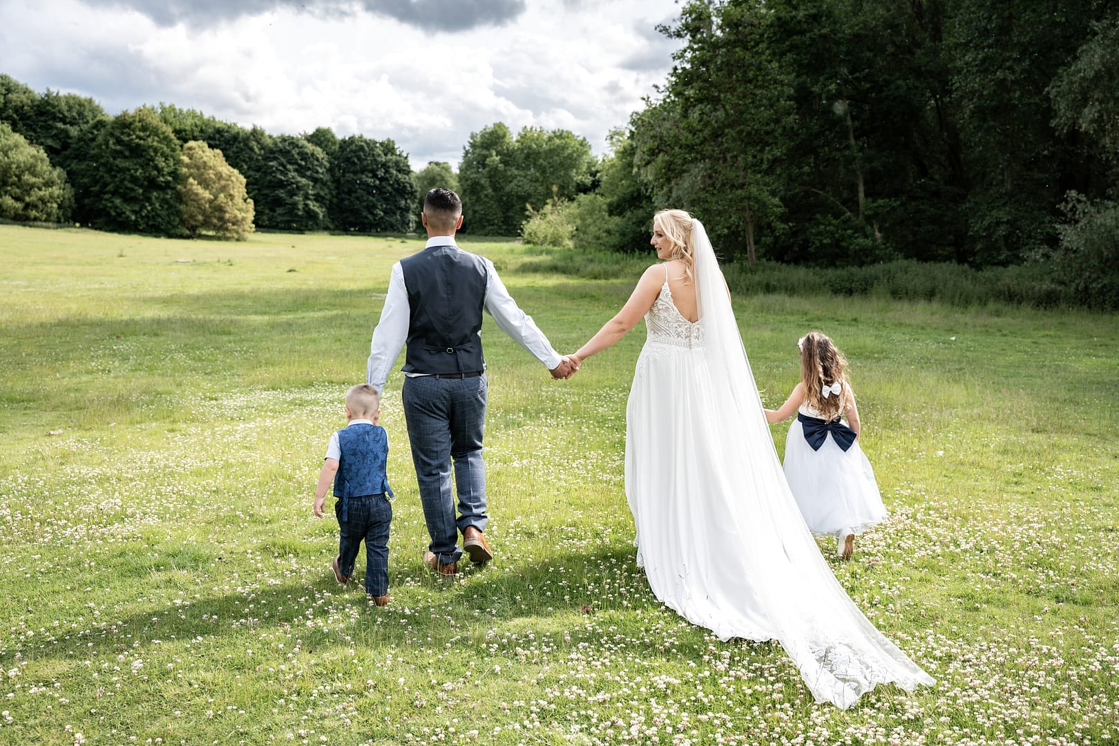 wedding photographer hertfordshire Crimson Sky Photography