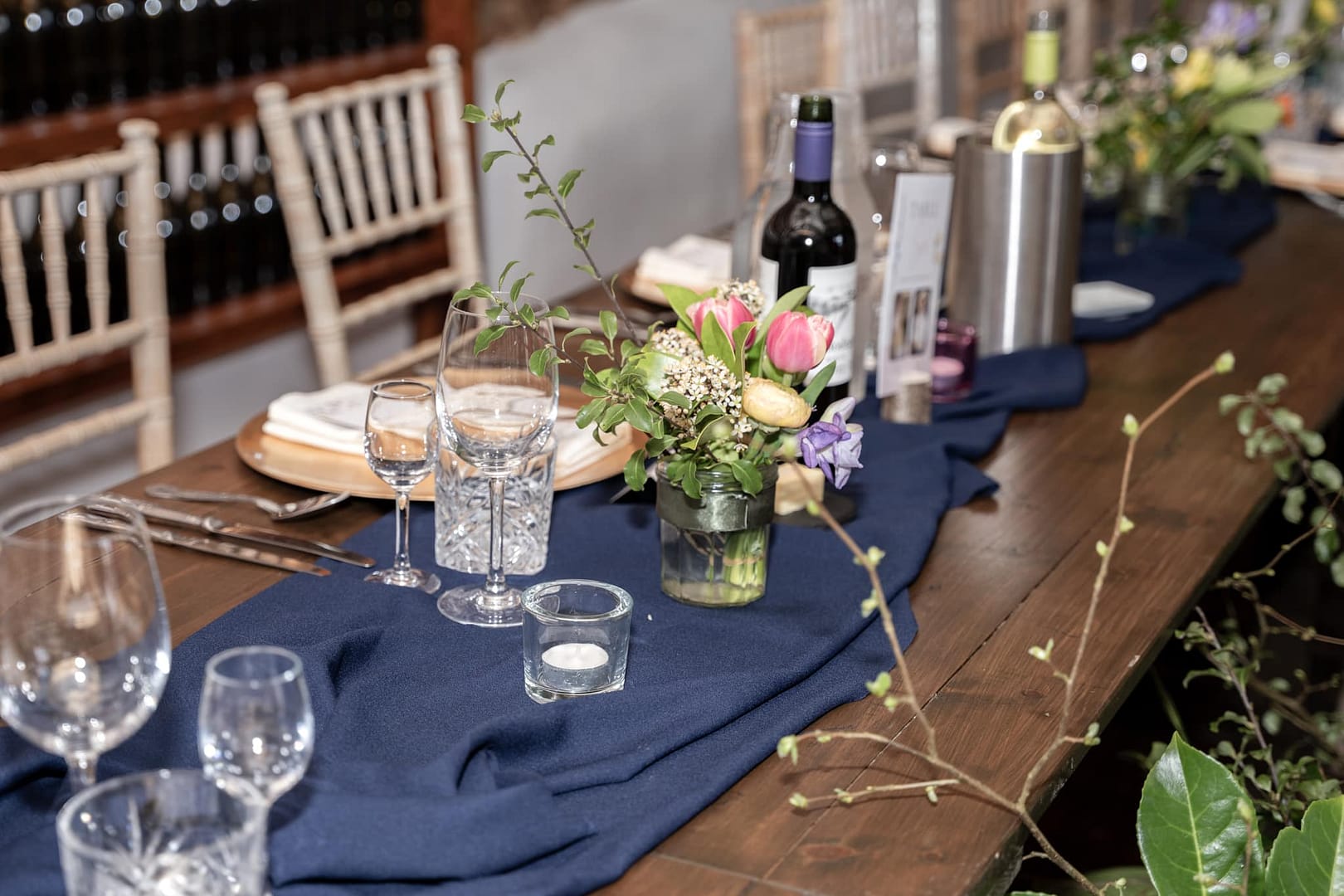 Bride and groom at sunset in Buckinghamshire countryside – Buckinghamshire wedding photographer