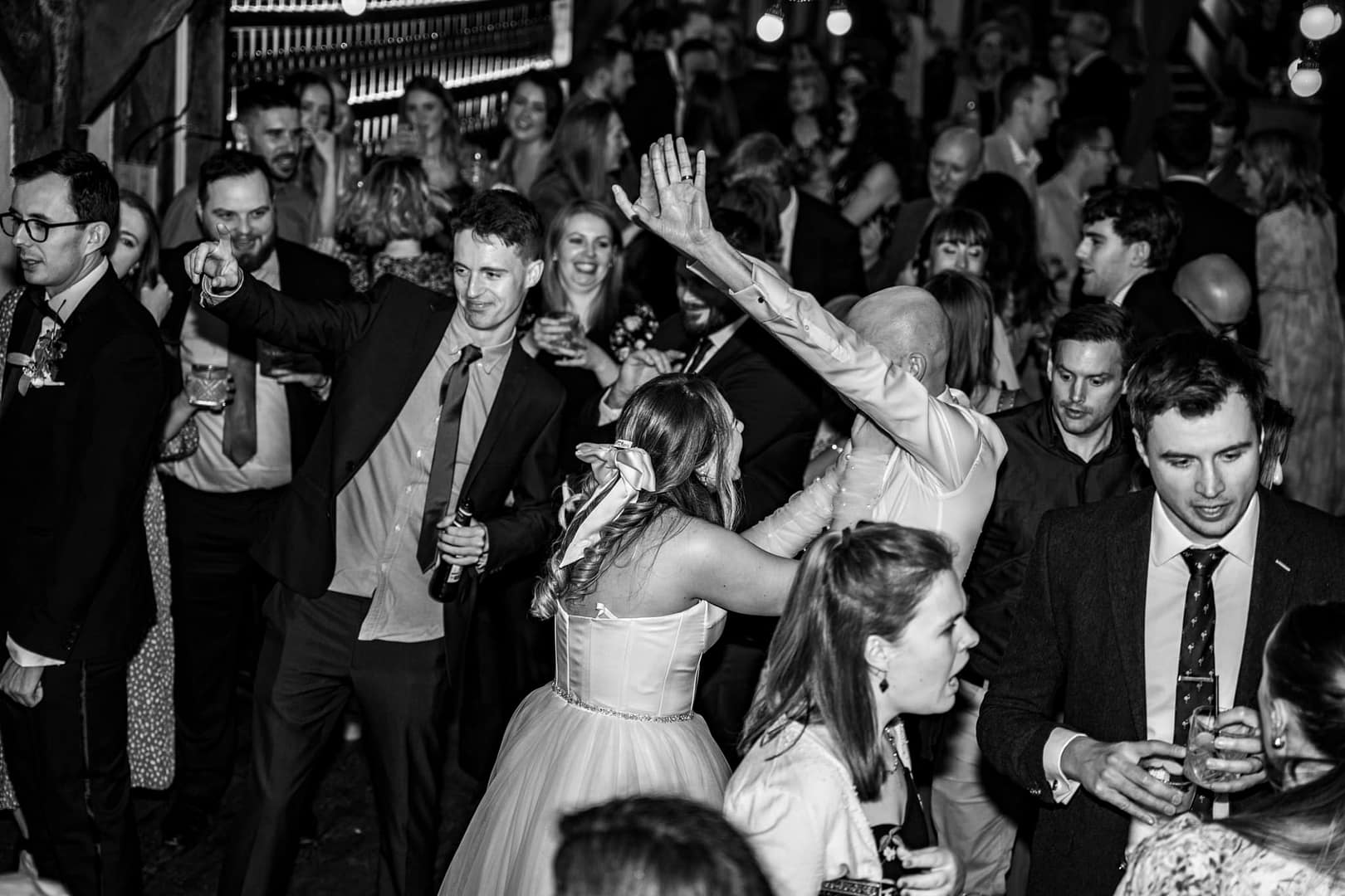 Bride and groom at sunset in Buckinghamshire countryside – Buckinghamshire wedding photographer