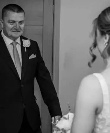 affordable wedding photography in Aylesbury  – Capture Your Day with Crimson Sky Photography